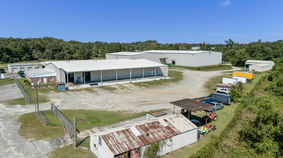 More Photos Of 1305 Dunbar Rd, Cayce Service For Lease