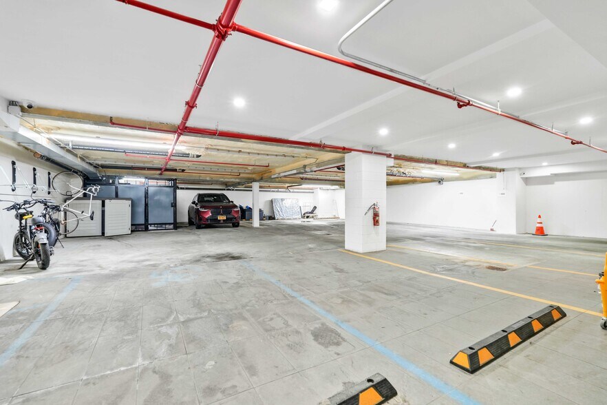 More Photos Of 2631 3rd St, Astoria Apartments For Sale