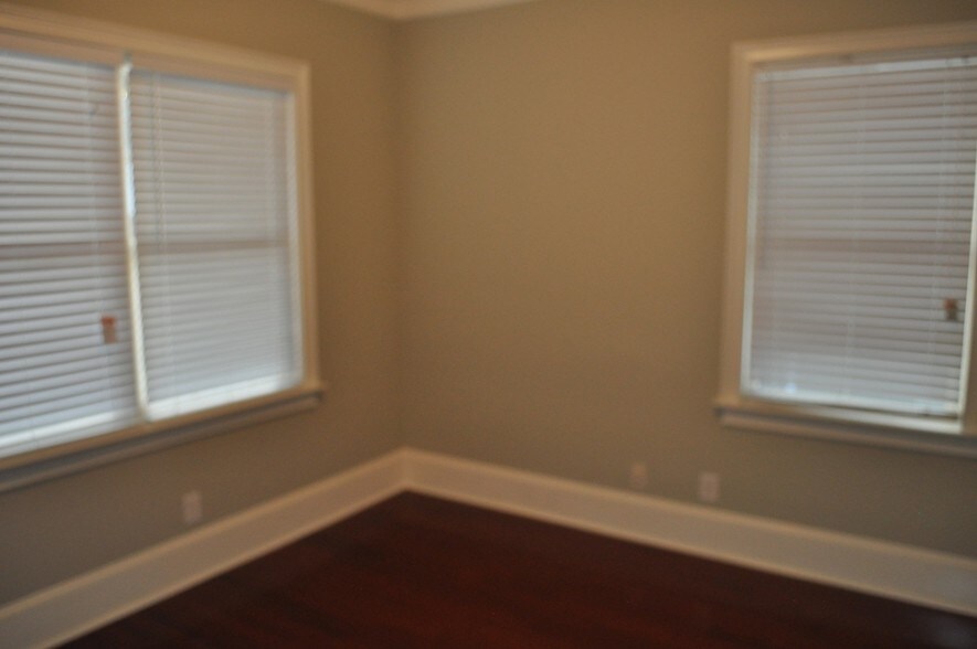 More Photos Of 4330 S Lee St, Buford Medical For Lease