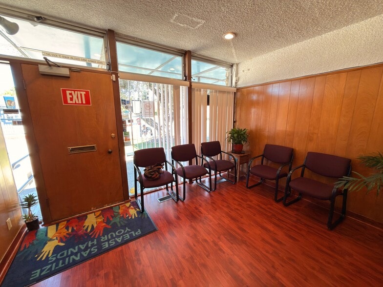 More Photos Of 1126 N Flower St, Santa Ana Medical For Sale