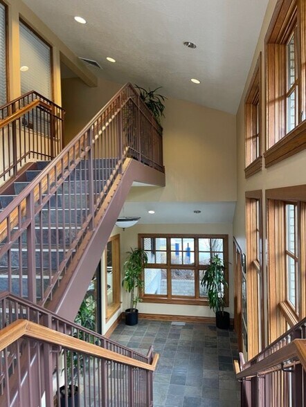 More Photos Of 201 E Center St, Provo Bank For Lease