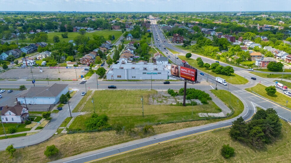 More Photos Of 13300 Woodrow Wilson St, Detroit Land For Sale