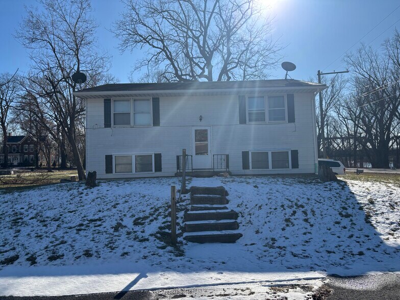 More Photos Of 2890 State Route 405, Milton Restaurant For Sale