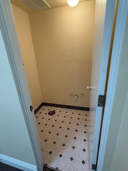 More Photos Of 1500 E Katella Ave, Orange Medical For Lease