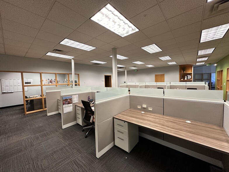More Photos Of 132 E 13065 S, Draper Office For Lease