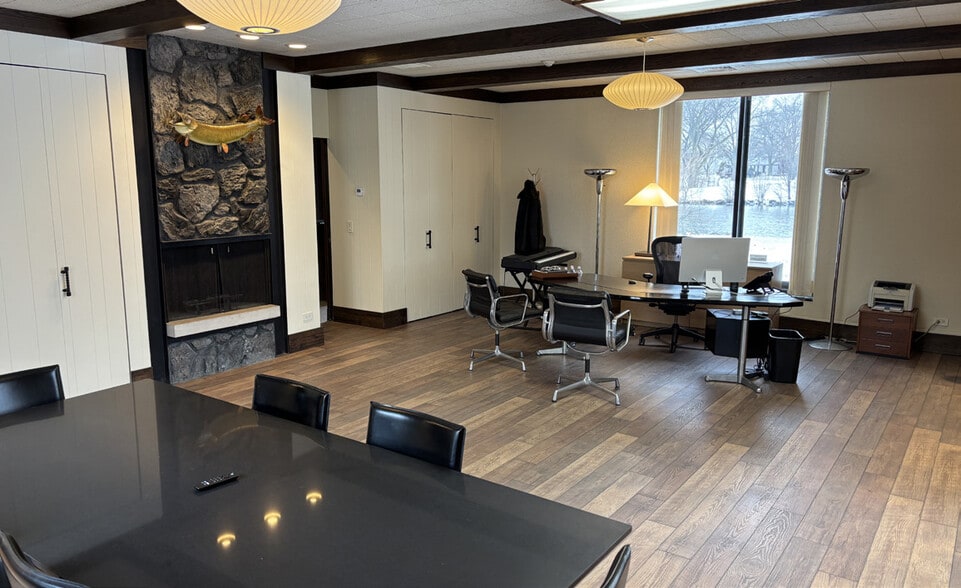 More Photos Of 111 Shore Dr, Burr Ridge Manufacturing For Sale