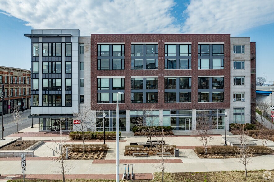 More Photos Of 2550 Detroit Ave, Cleveland Apartments For Lease