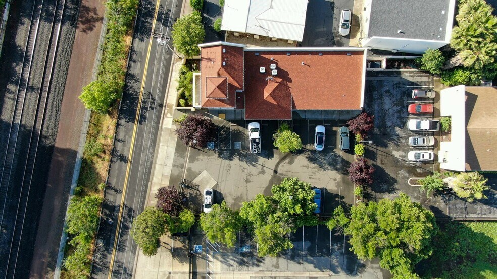 More Photos Of 2110 Railroad Ave, Redding Medical For Sale