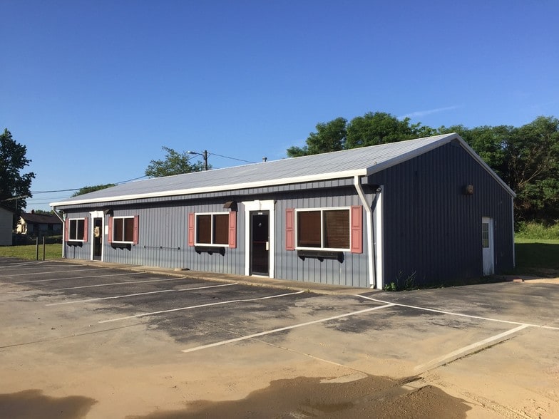 More Photos Of 1707 N Post Rd, Shelby Office For Sale