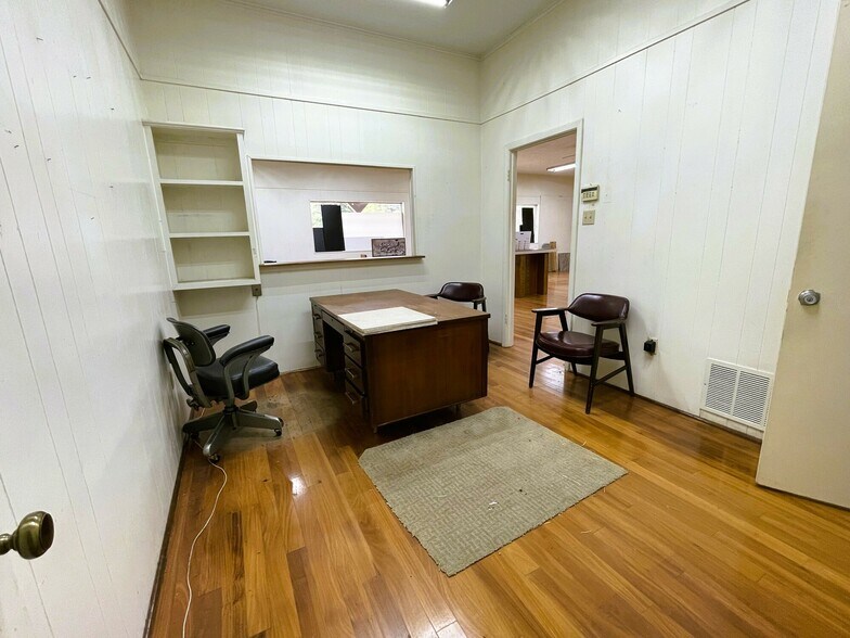 More Photos Of 11229 State Highway 64 E, Tyler Warehouse For Sale