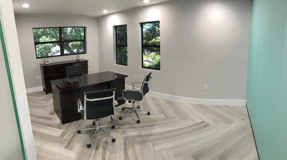 More Photos Of 3475 W Flagler St, Miami Coworking Space