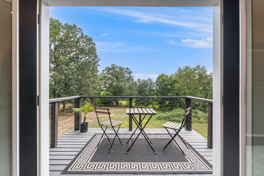 More Photos Of 13870 HWY 279, Gravette Flex For Sale