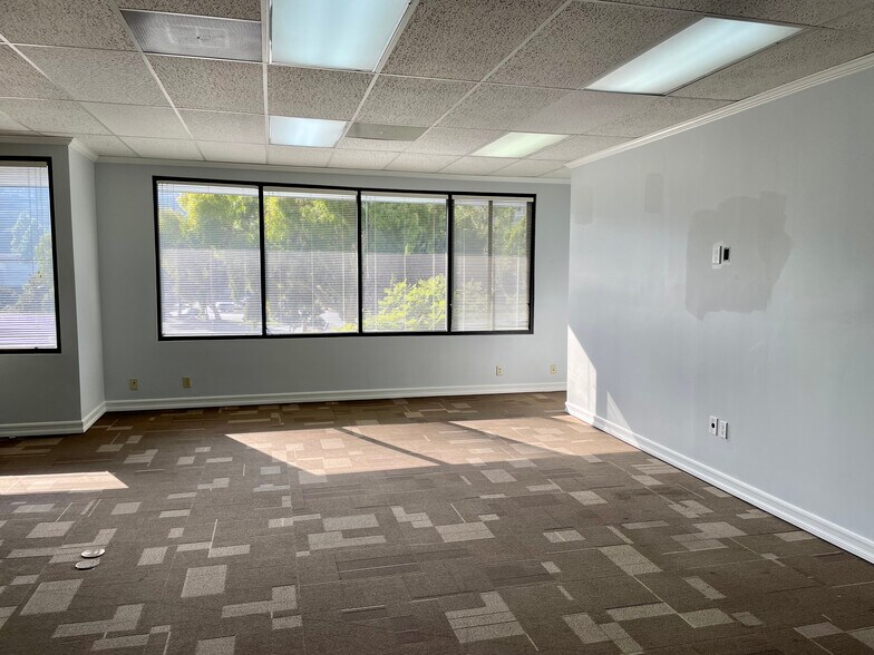 More Photos Of 430 Silver Spur Rd, Rancho Palos Verdes Medical For Lease