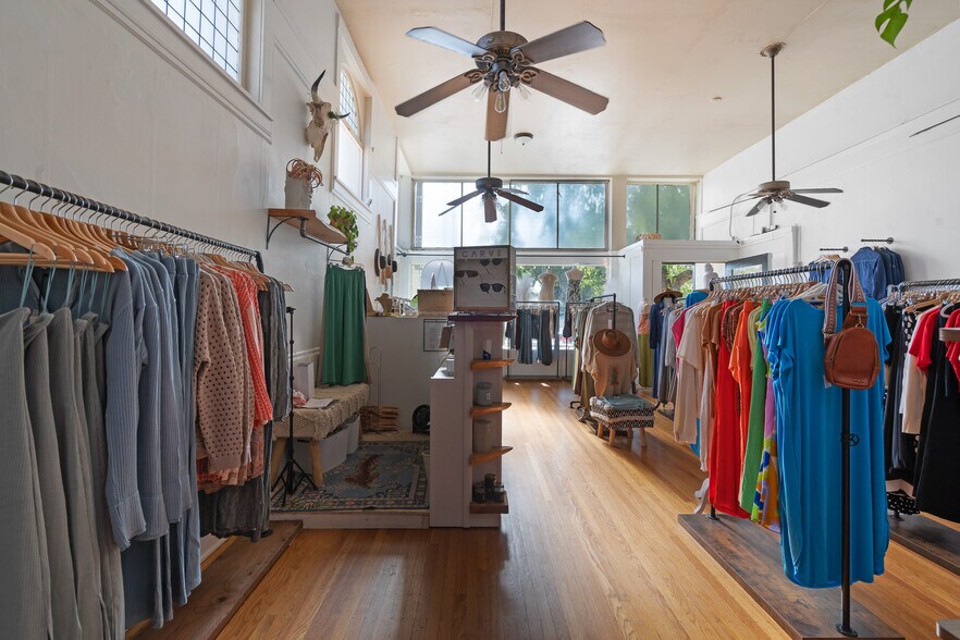 More Photos Of 106 W J St, Benicia Office For Sale