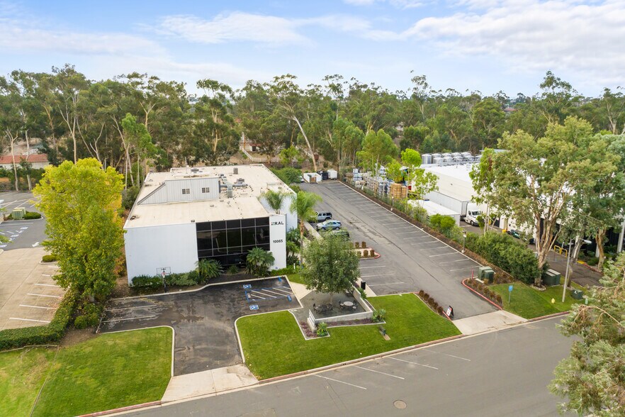 More Photos Of 10065 Old Grove Rd, San Diego Office For Lease