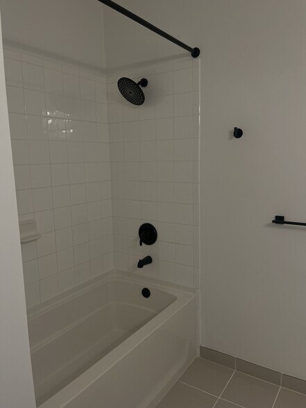 More Photos Of 121 Towne St, Stamford Apartments For Lease