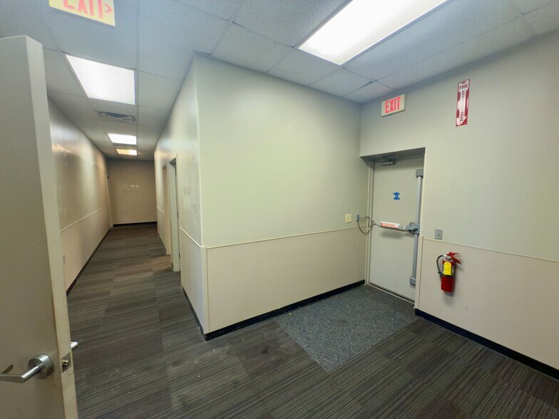 More Photos Of 2811 Highway 71, Marianna Freestanding For Lease