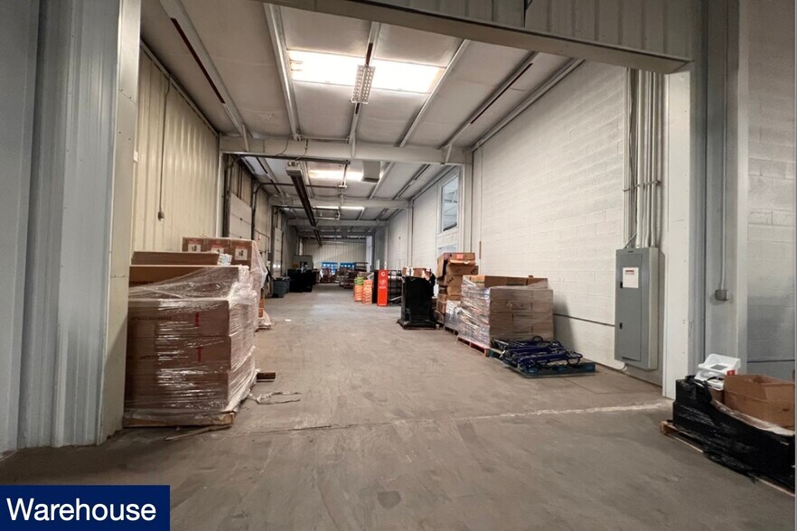 More Photos Of 700 Comanche Rd NE, Albuquerque Warehouse For Lease