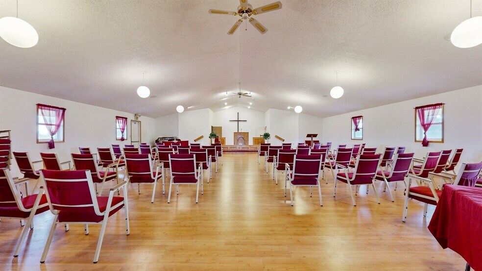 More Photos Of 554 Country Way N, Kalispell Religious Facility For Sale