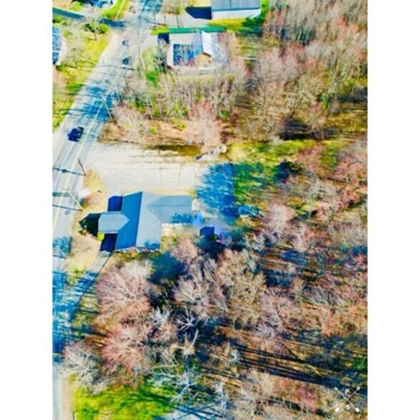 More Photos Of 55 Lafayette Rd, Salisbury Flex For Sale