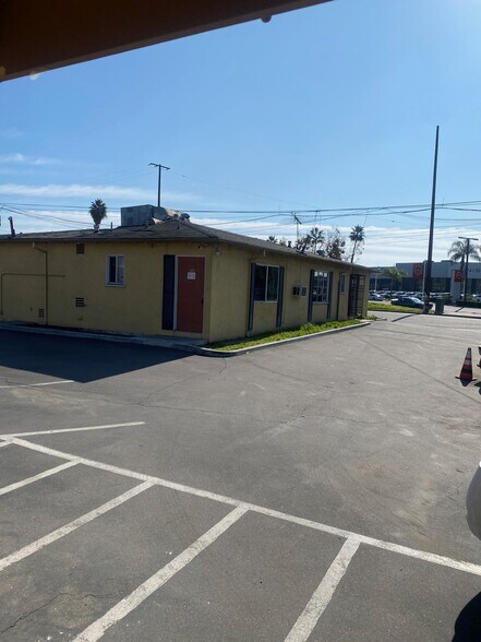 More Photos Of 7891 Whitaker St, Buena Park Apartments For Sale