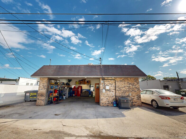 More Photos Of 7340 Calumet Ave, Hammond Auto Dealership For Sale