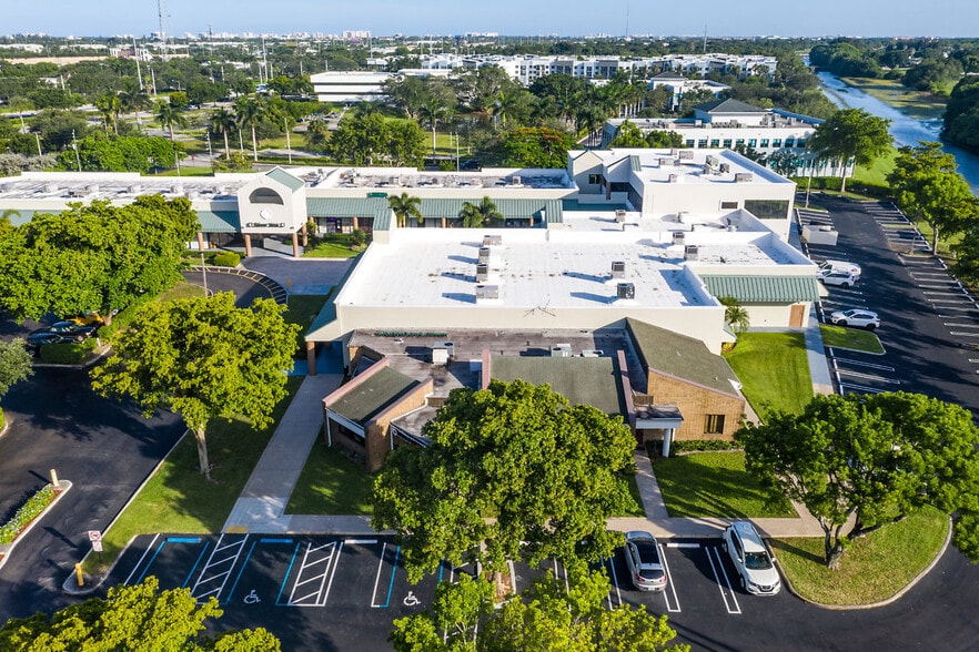 More Photos Of 2280 W Atlantic Ave, Delray Beach Medical For Sale