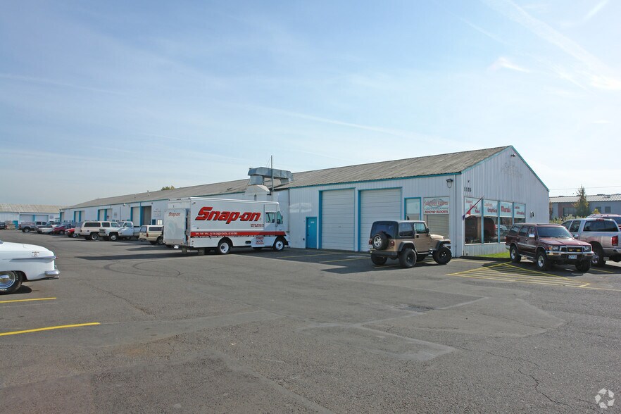 More Photos Of 1125 Bailey Hill Rd, Eugene Warehouse For Lease