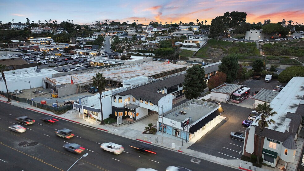 More Photos Of 2436 W Coast Hwy, Newport Beach Office For Lease