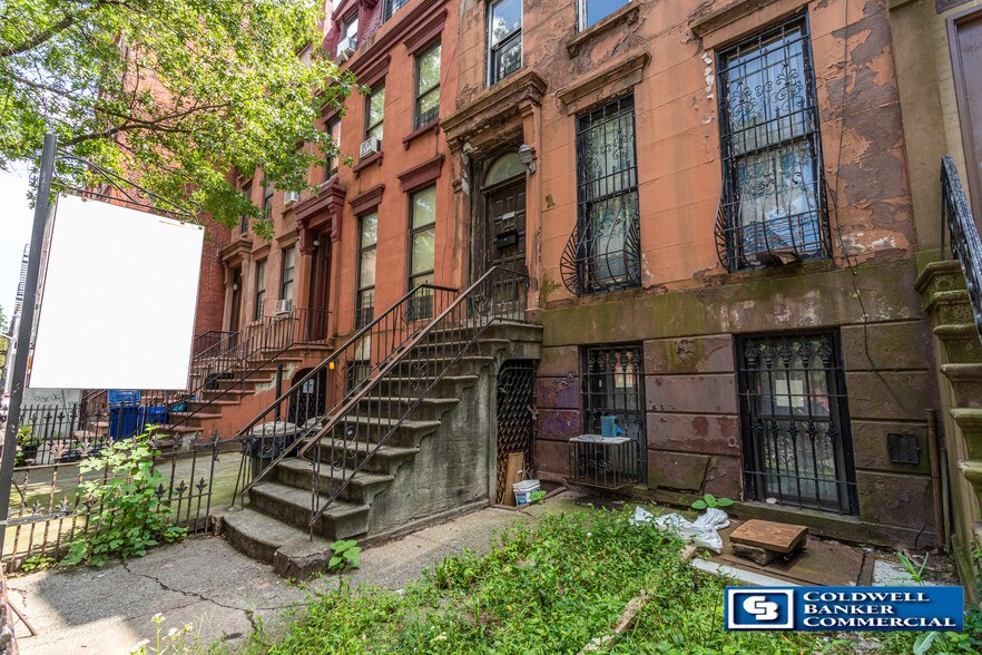 More Photos Of 482 Jefferson Ave, Brooklyn Multifamily For Sale