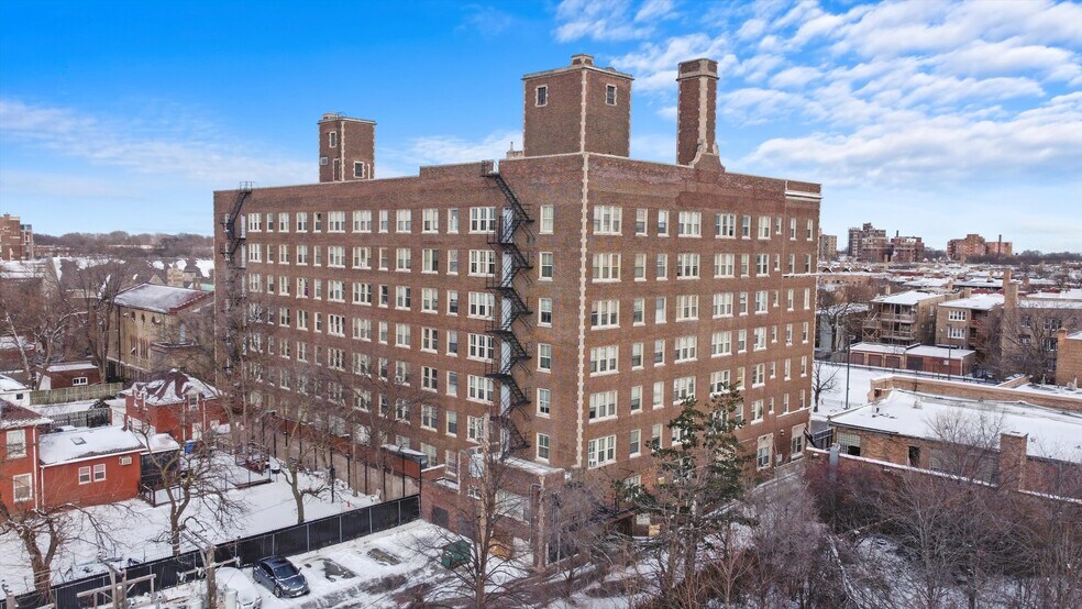 More Photos Of 7020 S Jeffery Blvd, Chicago Apartments For Sale