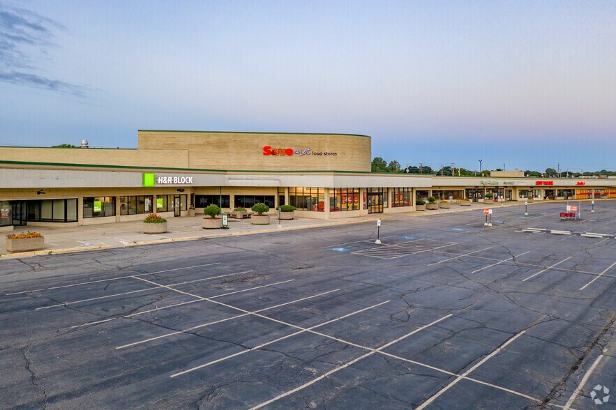 Primary Photo Of 3701 Durand Ave, Racine Freestanding For Lease