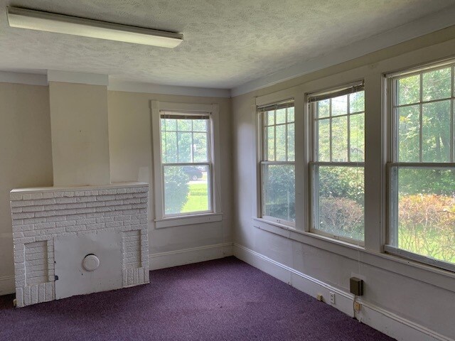 More Photos Of 109 Gordon St, Washington Office For Sale