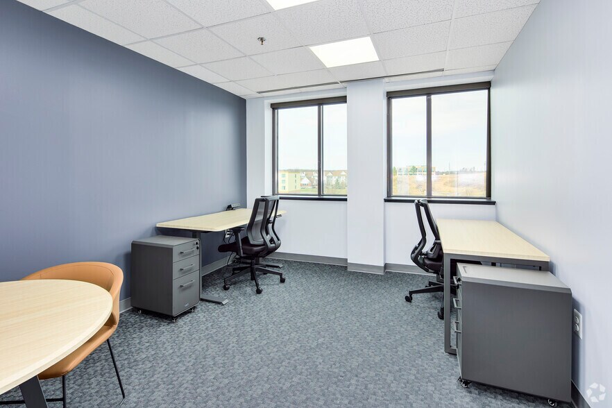 More Photos Of 10550 Linden Lake Plz, Manassas Coworking Space