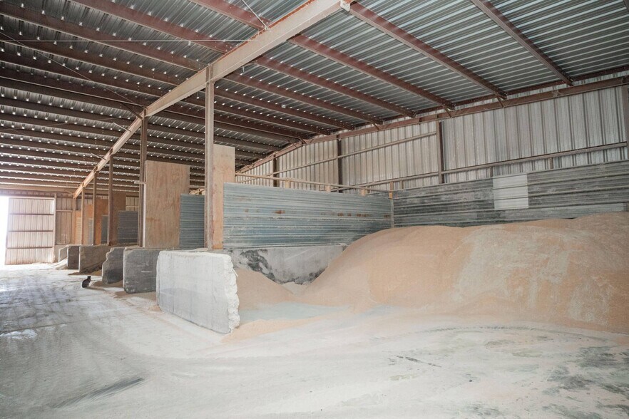 More Photos Of 9705 SE 1300th Rd, Humansville Industrial For Sale