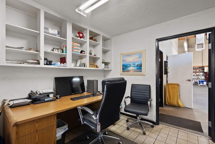 More Photos Of 12455 Branford St, Pacoima Warehouse For Sale