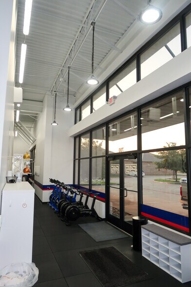 More Photos Of 5855 Preston Rd, Frisco Storefront For Sale