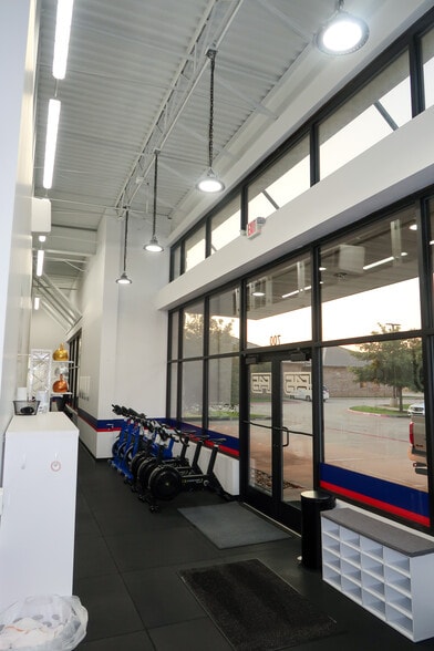 More Photos Of 5855 Preston Rd, Frisco Storefront For Sale