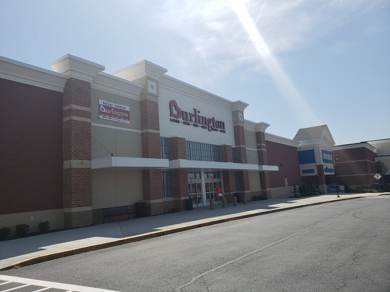 More Photos Of Hull Street Rd, Midlothian Unknown For Lease