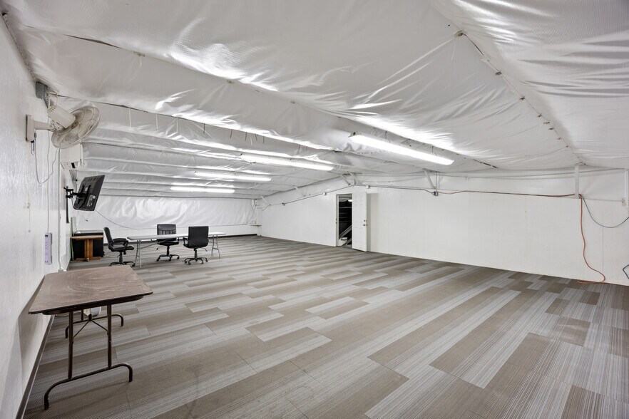 More Photos Of 11814 Debonair Rd NE, Moses Lake Warehouse For Lease