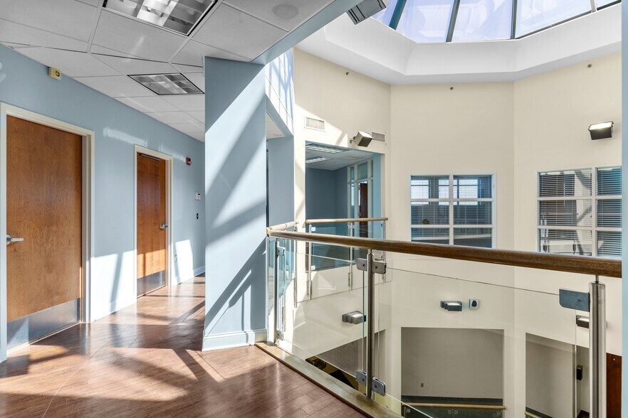 More Photos Of 201 E Livermore Dr, Pembroke Medical For Sale