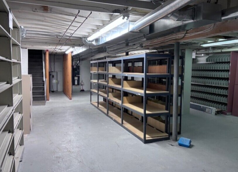 More Photos Of 2601 Annand Dr, Wilmington Medical For Sale