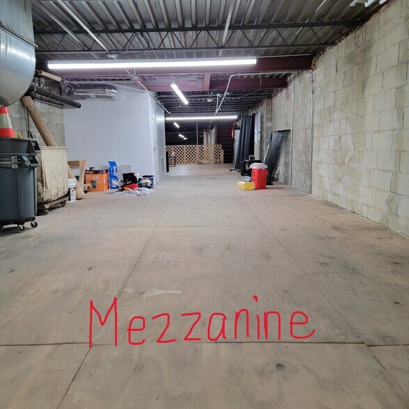 More Photos Of 251 52nd St, Brooklyn Warehouse For Lease
