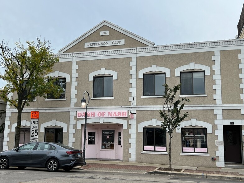 Primary Photo Of 32-34 W Chicago Ave, Naperville Storefront Retail Office For Lease