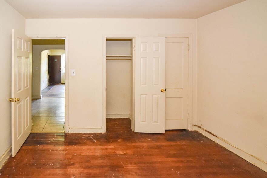 More Photos Of 2823 4th St NE, Washington Multifamily For Sale
