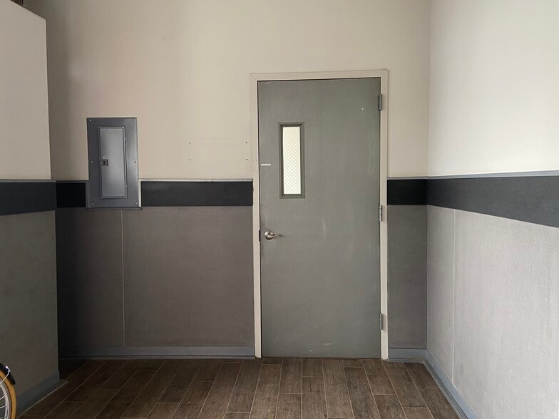 More Photos Of 10 Lackawanna Plz, Montclair Storefront Retail Office For Lease