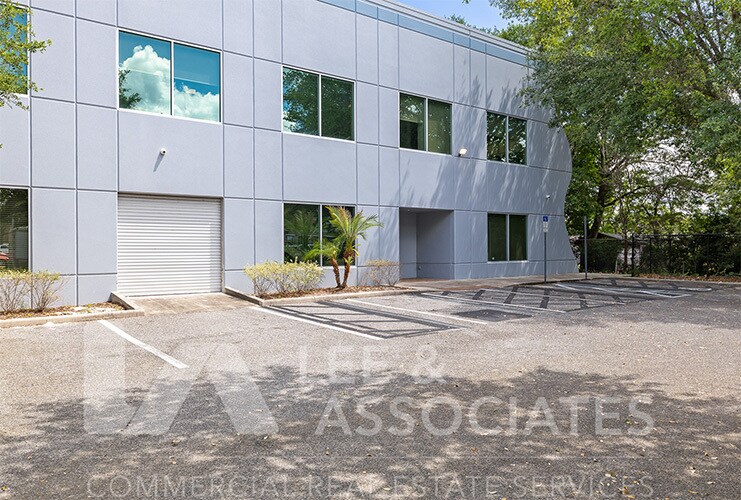 More Photos Of 685 S Ronald Reagan Blvd, Longwood Flex For Sale