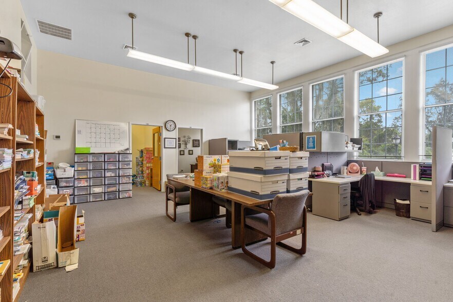 More Photos Of 1476 SW Main St, Greenville Medical For Sale