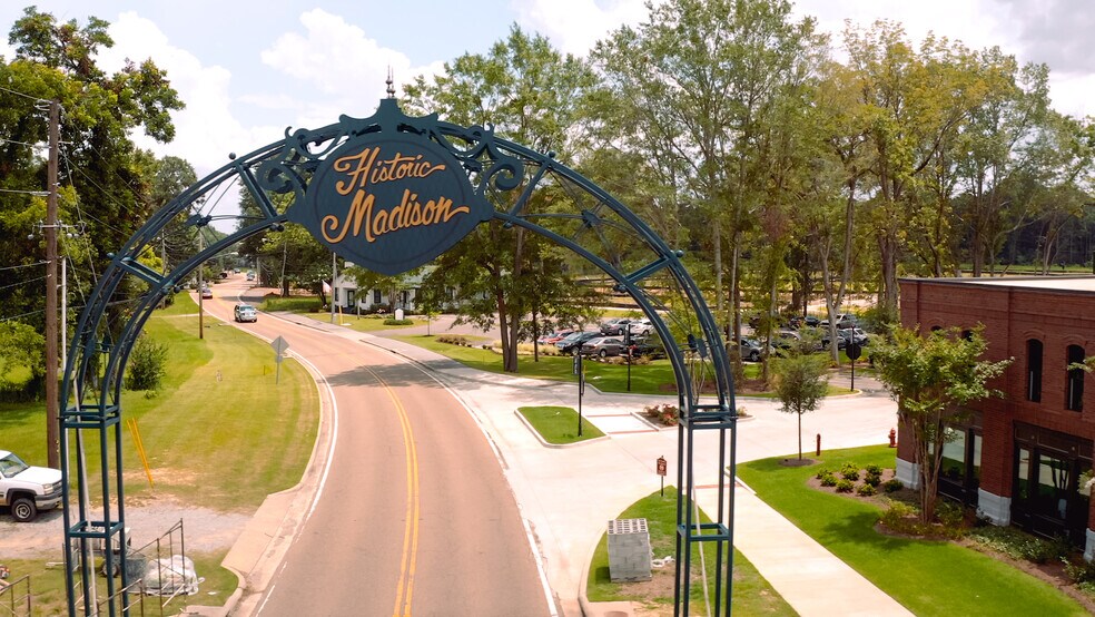 More Photos Of 100 Market St, Madison Office For Lease