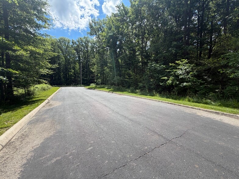 More Photos Of 0 E Broad St, Blacklick Land For Sale